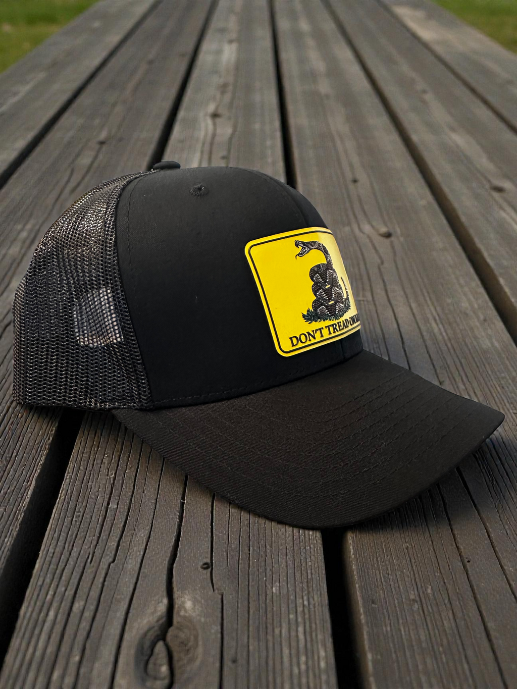 Don't Tread on Me - Black